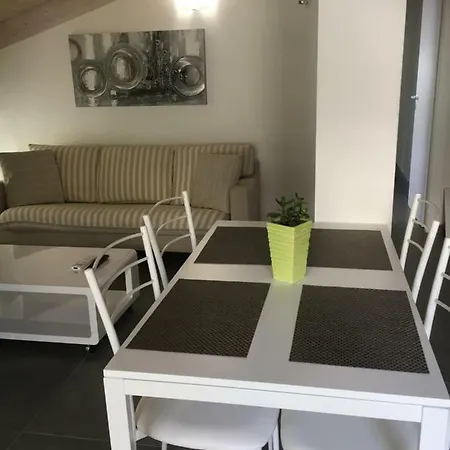 Luna House Appartement *